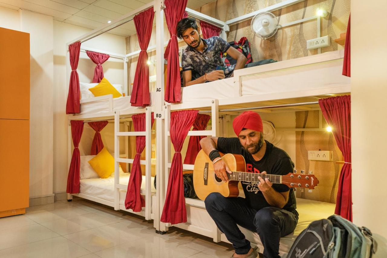 Gostops Amritsar, Chatiwind Gate Exteriör bild